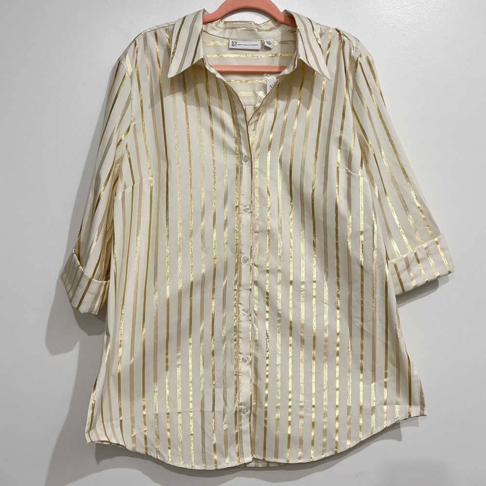 NWT XXL Cream and Gold Stripe Button Up